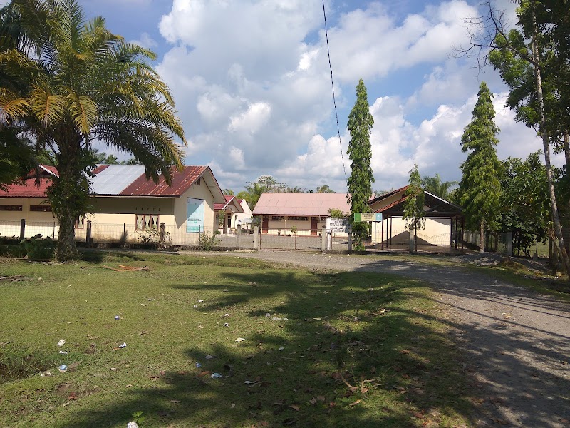 Foto dan Aktivitas Sekolah SD di Aceh Barat