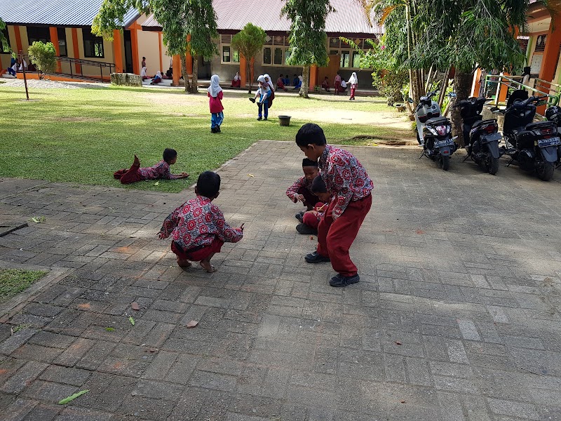 Foto dan Aktivitas Sekolah SD di Aceh Besar