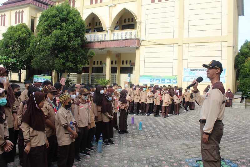 Foto dan Aktivitas Sekolah SD di Bangka Tengah