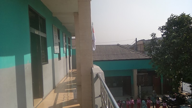 Foto dan Aktivitas Sekolah SD di Bekasi