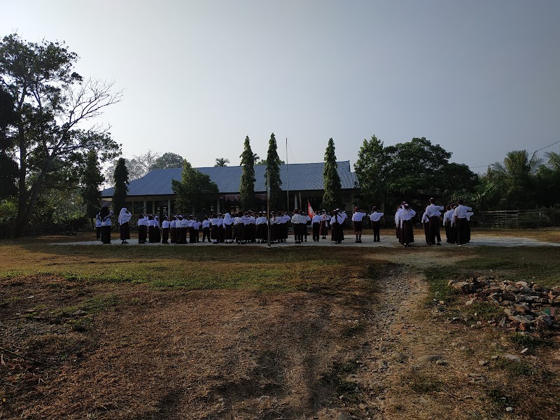 Foto dan Aktivitas Sekolah SD di Bengkulu Tengah