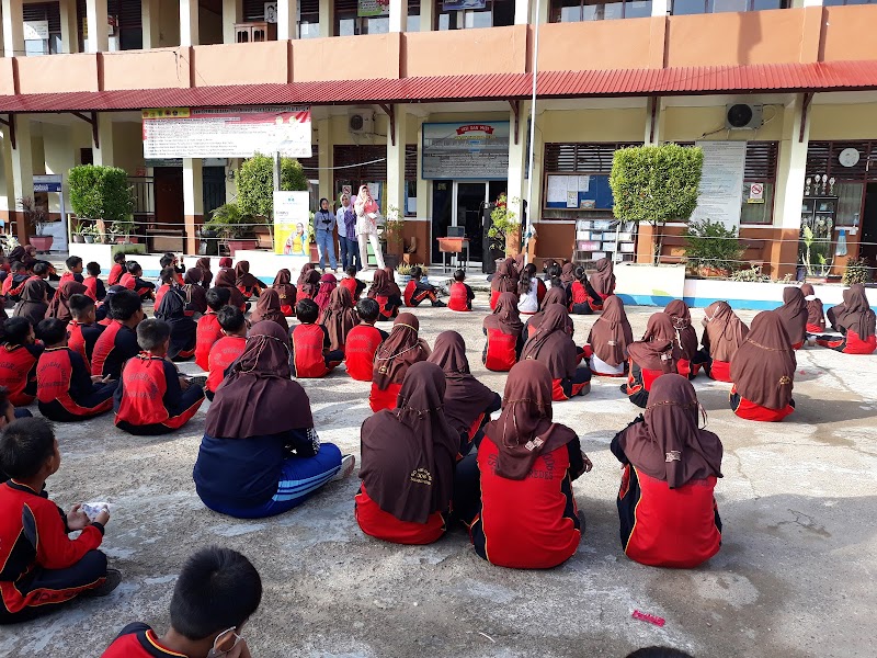 Foto dan Aktivitas Sekolah SD di Berau