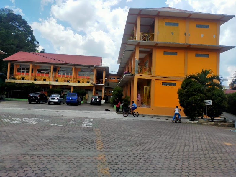 Foto dan Aktivitas Sekolah SD di Bukittinggi