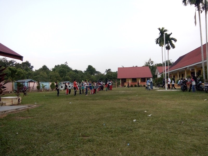 Foto dan Aktivitas Sekolah SD di Bungo