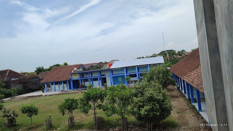 Foto dan Aktivitas Sekolah SD di Demak