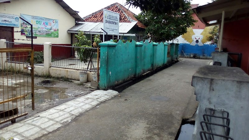 Foto dan Aktivitas Sekolah SD di Karawang