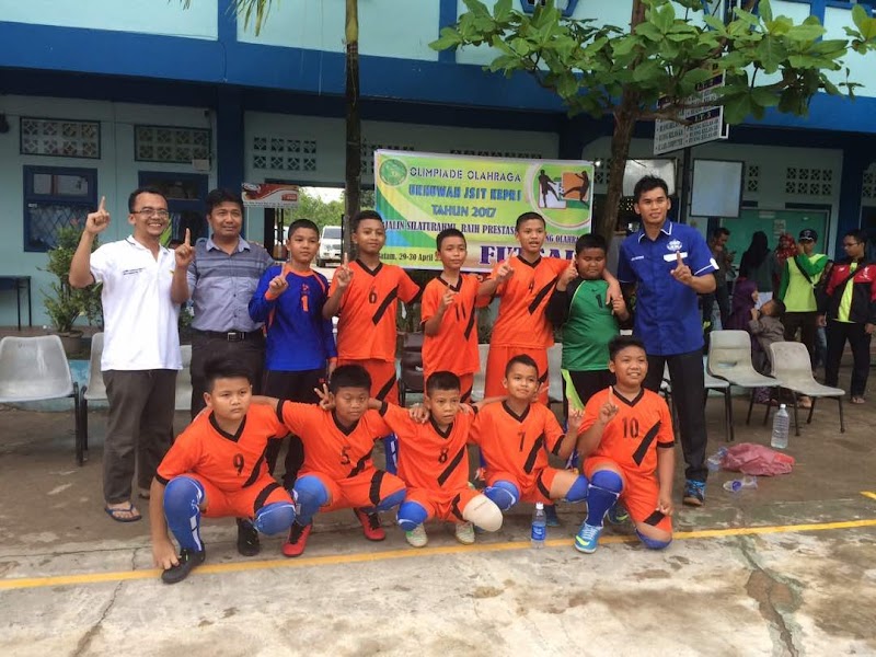 Foto dan Aktivitas Sekolah SD di Karimun