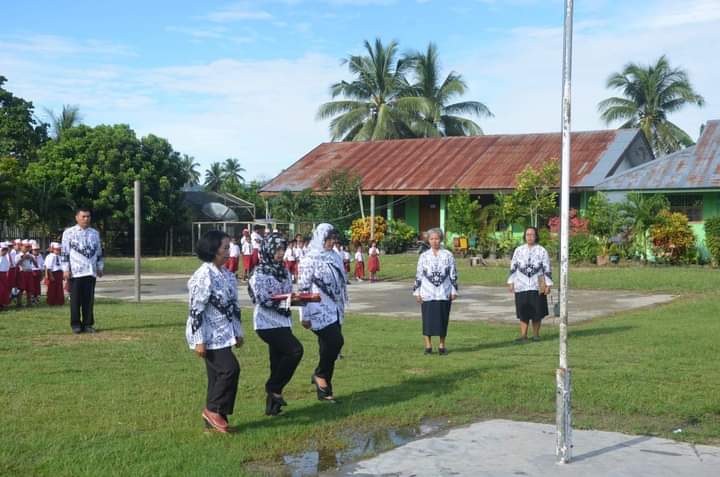 Foto dan Aktivitas Sekolah SD di Keerom