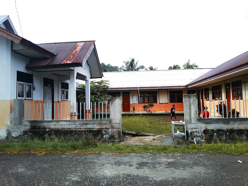 Foto dan Aktivitas Sekolah SD di Kep. Sangihe