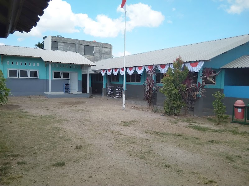 Foto dan Aktivitas Sekolah SD di Lombok Barat