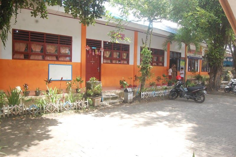 Foto dan Aktivitas Sekolah SD di Minahasa Utara