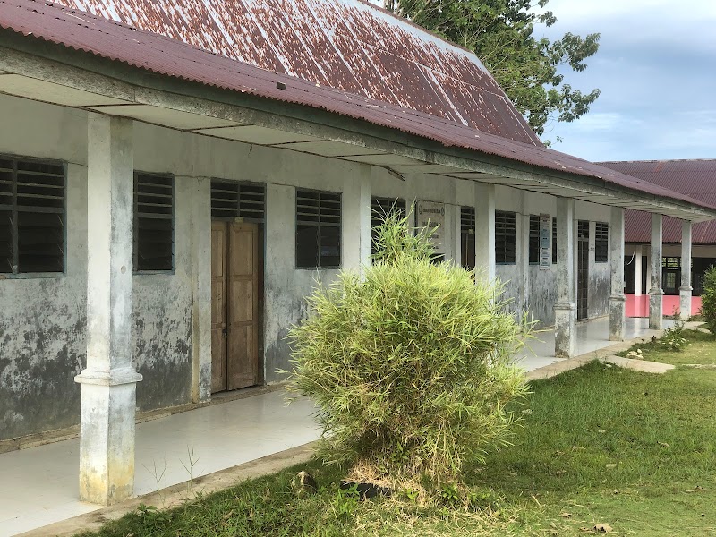 Foto dan Aktivitas Sekolah SD di Nias