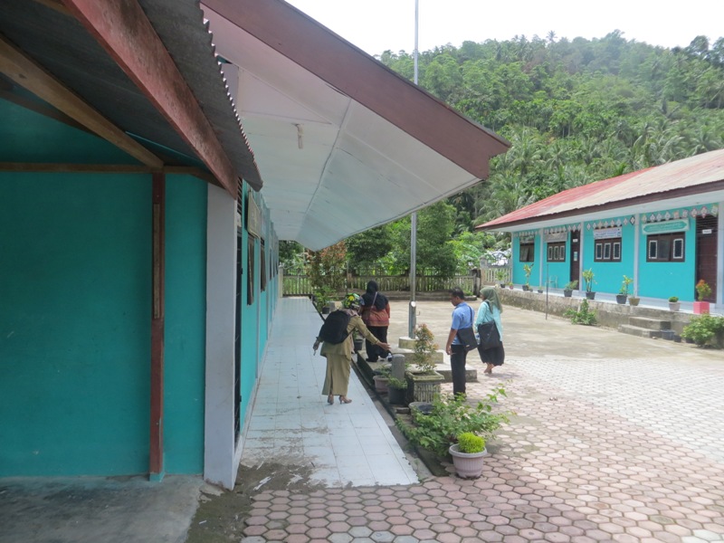 Foto dan Aktivitas Sekolah SD di Sabang