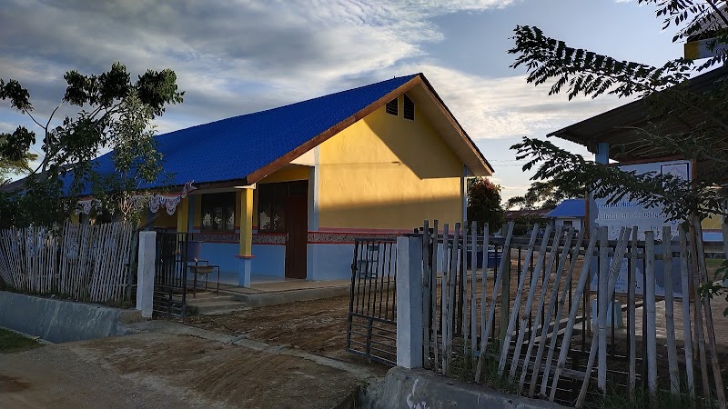 Foto dan Aktivitas Sekolah SD di Samosir