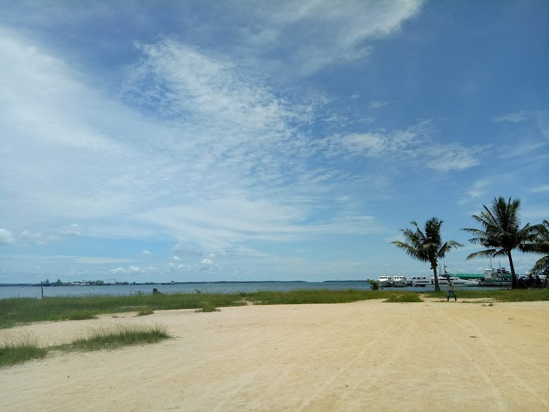 Foto dan Aktivitas Sekolah SD di Sorong