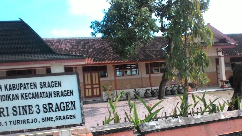 Foto dan Aktivitas Sekolah SD di Sragen