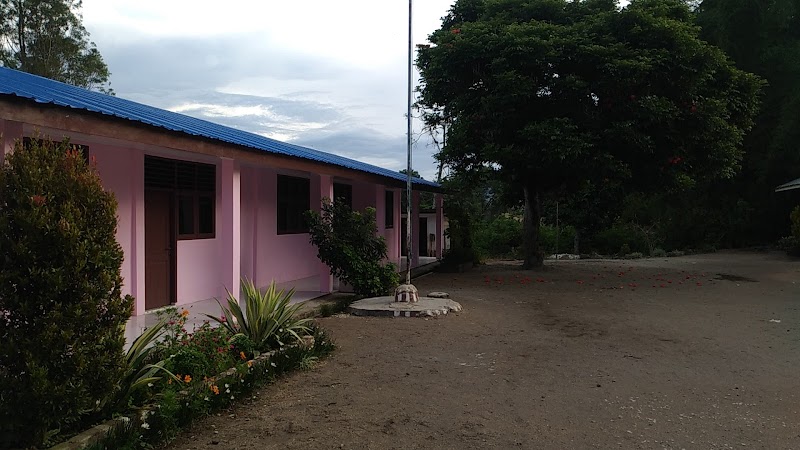 Foto dan Aktivitas Sekolah SD di Toba