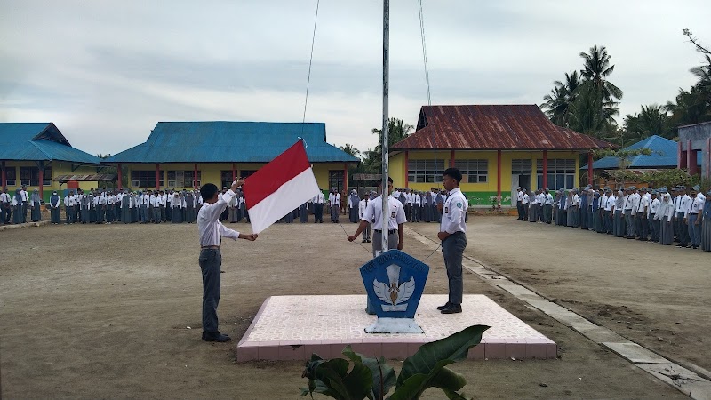 Foto SMA di Kab. Kolaka Utara