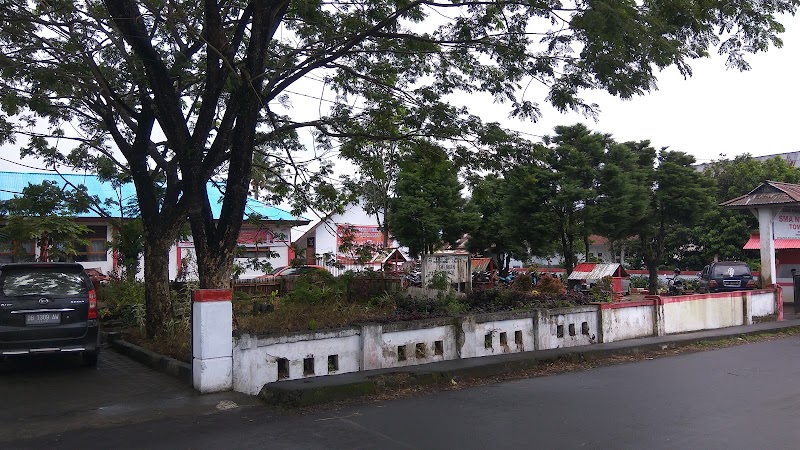 Foto SMA di Kab. Minahasa