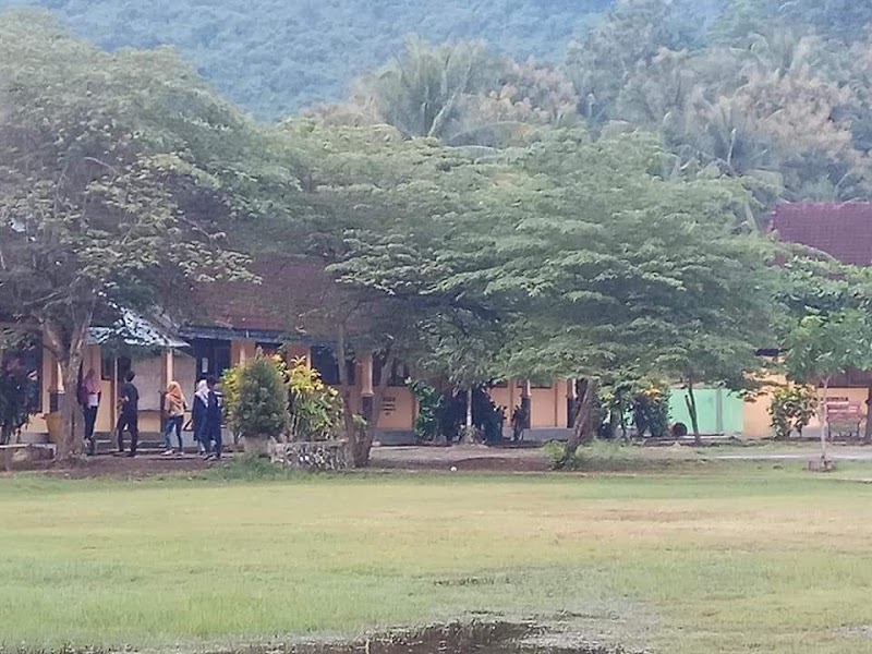 Foto SMA di Kab. Sumbawa Barat