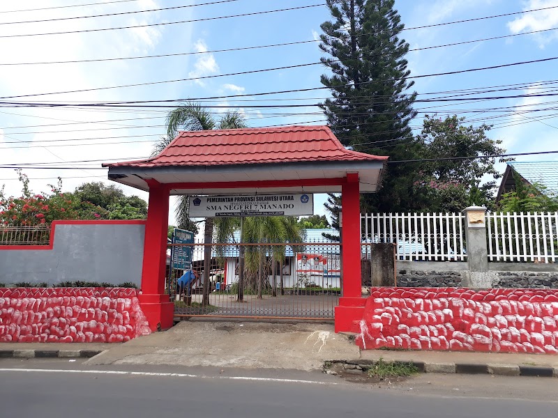 Foto SMA di Kota Manado