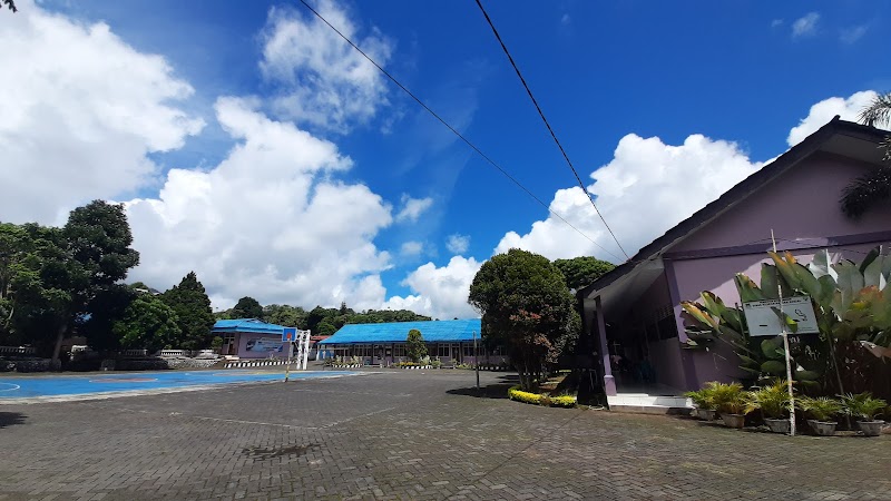 Foto SMA di Kota Tomohon