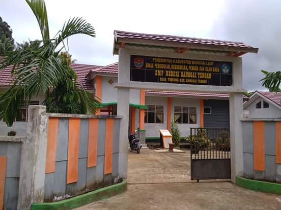 Foto SMP di Kab. Banggai Laut