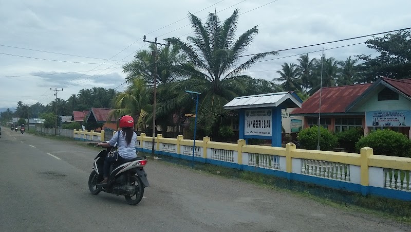 Foto SMP di Kab. Buol