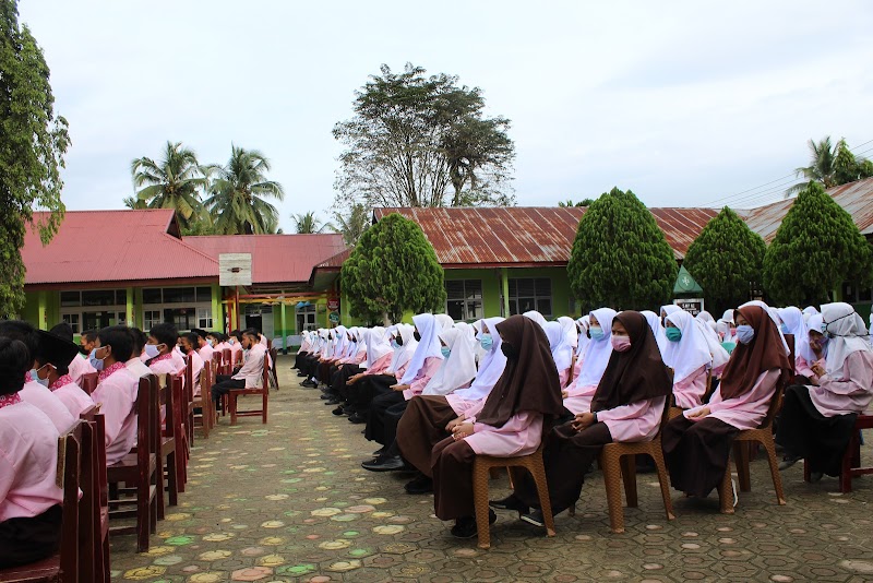 Foto SMP di Kab. Dharmasraya