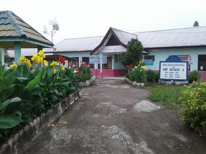 Foto SMP di Kab. Empat Lawang