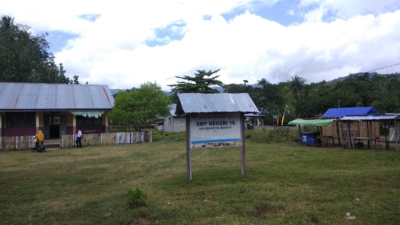 Foto SMP di Kab. Halmahera Barat