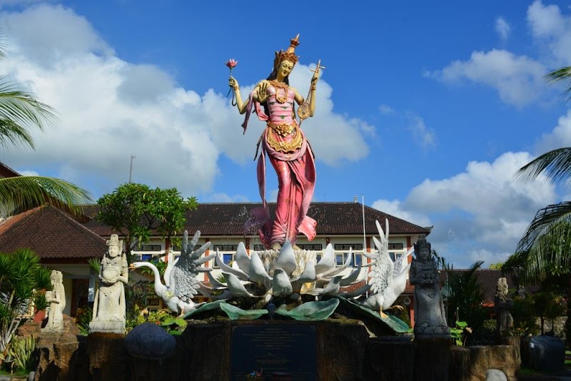 Foto SMP di Kab. Karang Asem