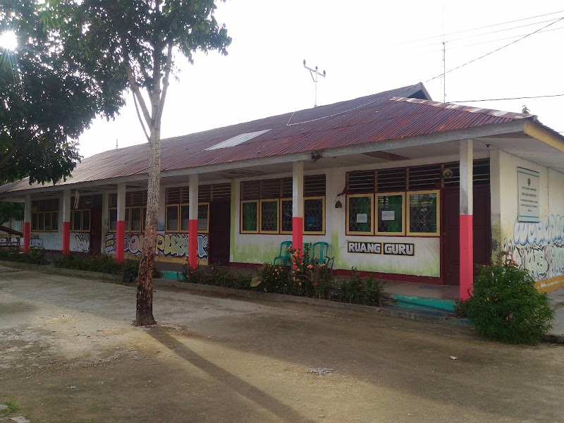 Foto SMP di Kab. Maluku Tenggara