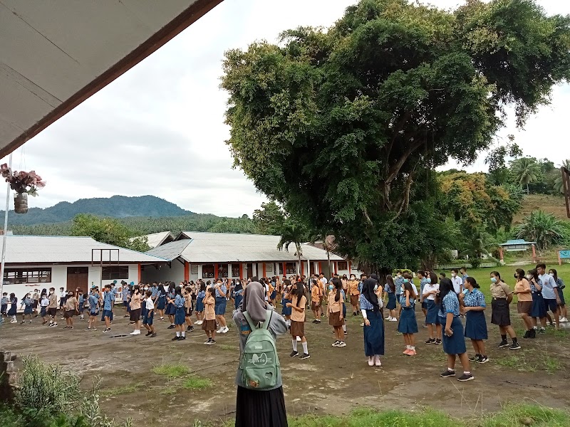 Foto SMP di Kab. Minahasa Selatan