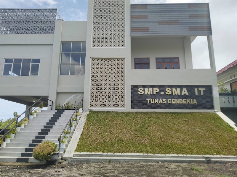 Foto SMP di Kota Mataram