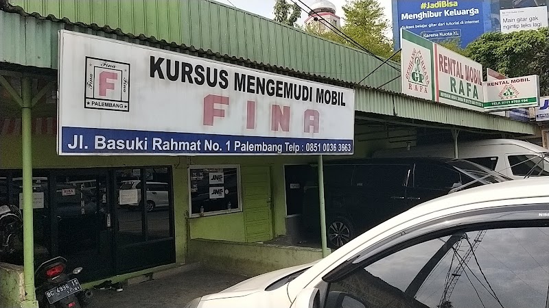 Kursus Mengemudi Mobil Swadaya (2) in Kota Palembang