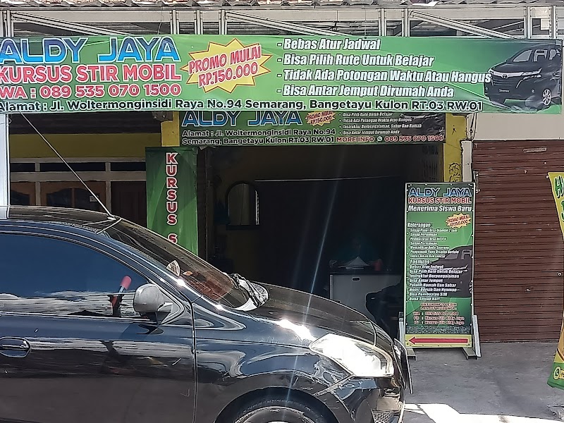 Sekolah Mengemudi atau Kursus Stir Mobil Tri Jaya Semarang (3) in Kota Semarang