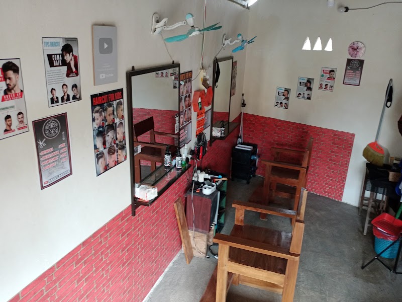 BAGUS BARBER SHCOOL (KURSUS POTONG RAMBUT) (1) in Kota Madiun