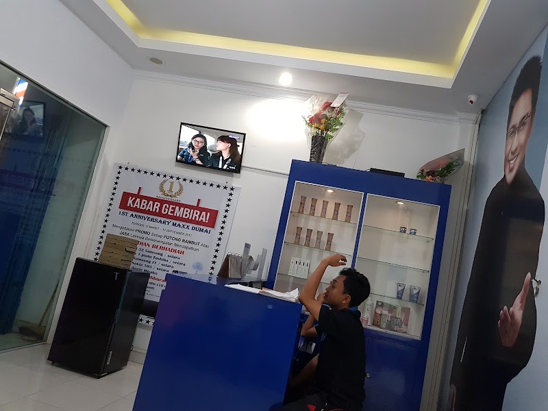 Barbershop D'n Maxx (1) in Kota Dumai