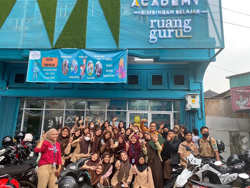 Brain Academy by Ruang Guru (1) in Kota Jambi