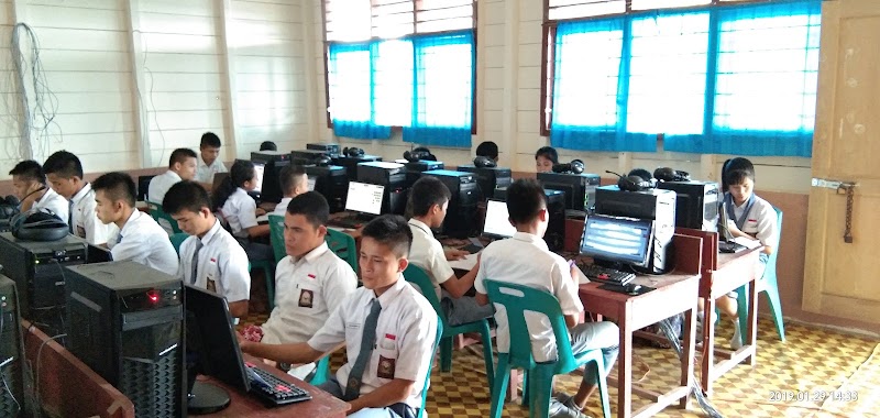 Daftar SMK Terbaik (1) in Kab. Nias