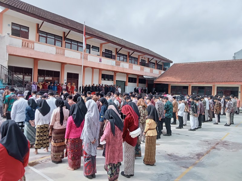 Daftar SMK Terbaik (1) in Kab. Pasuruan