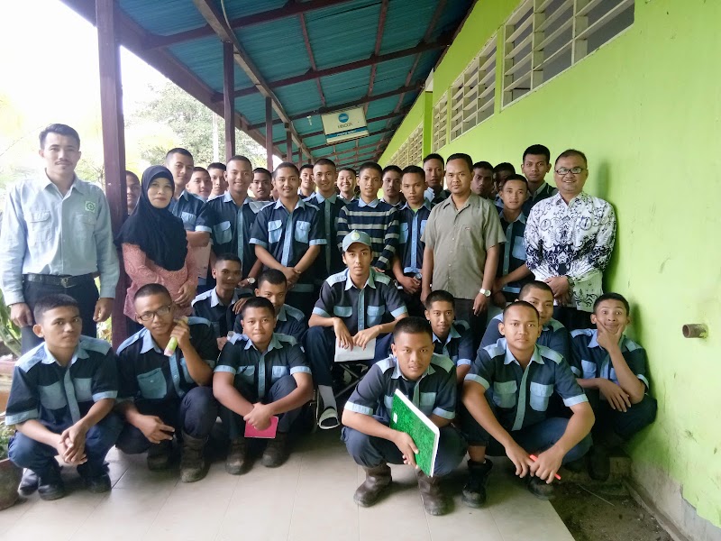 Daftar SMK Terbaik (1) in Kota Bontang