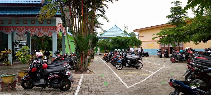 Daftar SMK Terbaik (2) in Kab. Luwu Utara