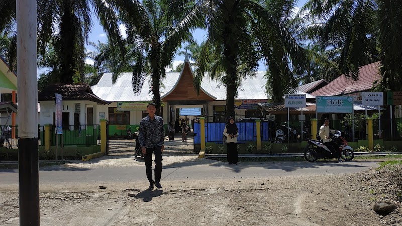 Daftar SMK Terbaik (2) in Kab. Pasaman Barat