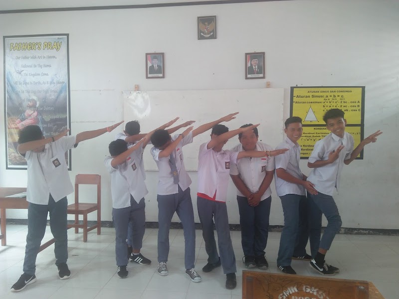 Daftar SMK Terbaik (2) in Kab. Poso