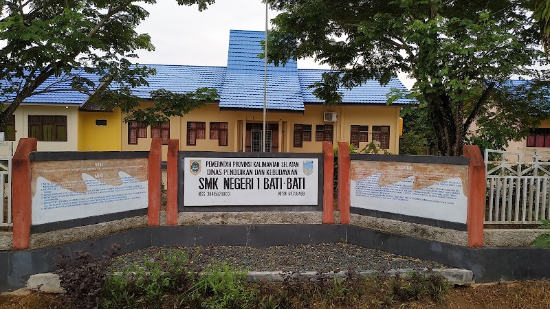 Daftar SMK Terbaik (2) in Kab. Tanah Laut