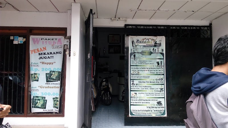 Dreams Studio (1) in Kota Salatiga