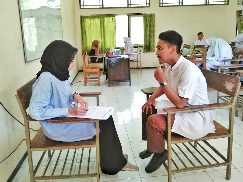 EXL English Course (Mr.Mudrick) (3) in Kab. Karanganyar