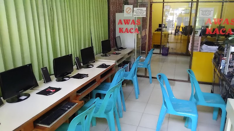 HAQQI COMPUTER (2) in Kota Dumai